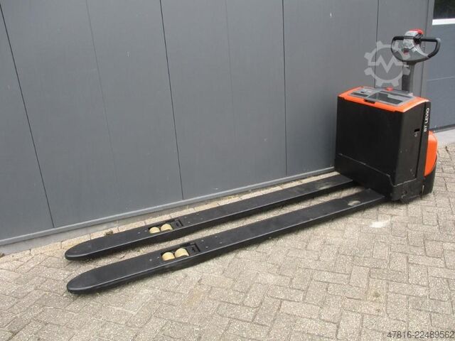 Porta-paletes manual BT LWE180