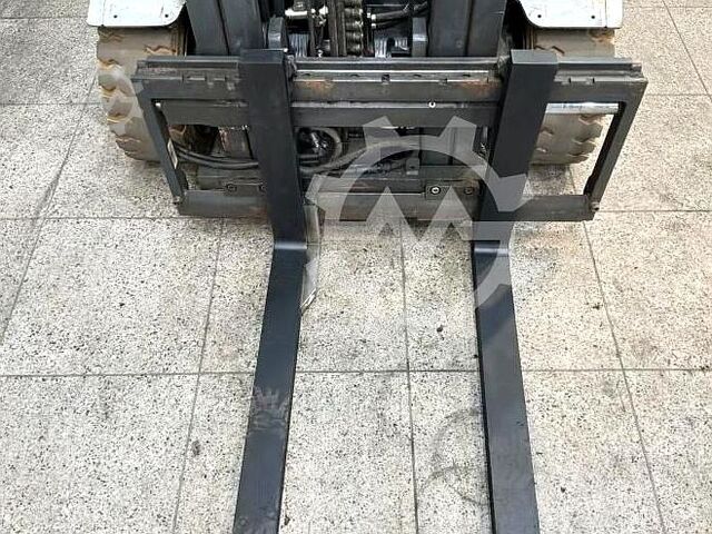 Empilhador Still RX20-20PL