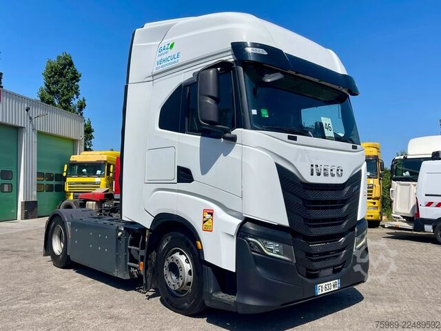 Padrão-SZM Iveco S-WAY 460 332205 KM!!  CNG ,RETARDER,  FRIGO