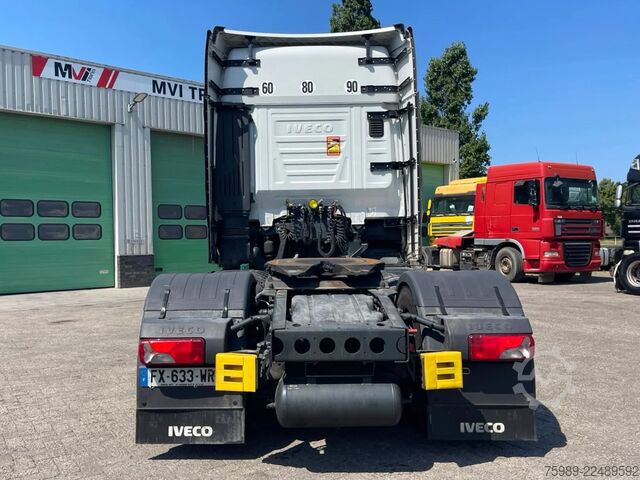 Padrão-SZM Iveco S-WAY 460 332205 KM!!  CNG ,RETARDER,  FRIGO