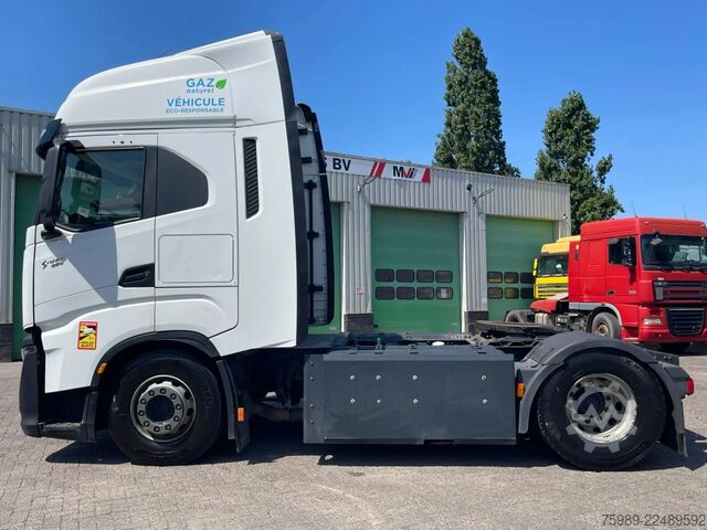 Padrão-SZM Iveco S-WAY 460 332205 KM!!  CNG ,RETARDER,  FRIGO