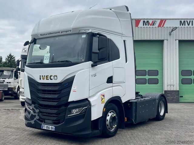 Padrão-SZM Iveco S-WAY 460 CNG,  RETARDER, ACC