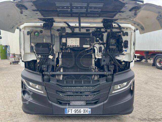 Padrão-SZM Iveco S-WAY 460 CNG,  RETARDER, ACC