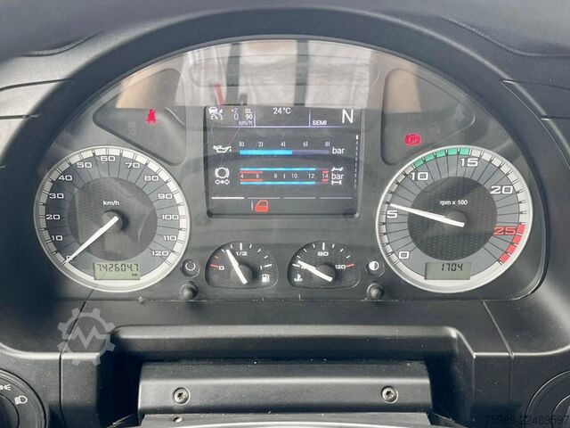 Padrão-SZM Iveco S-WAY 460 CNG,  RETARDER, ACC