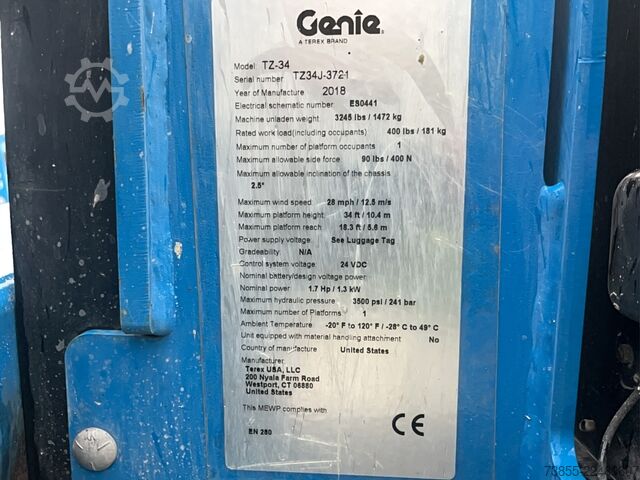 Plataforma elevatória montada em reboque Genie TZ34 (12m)