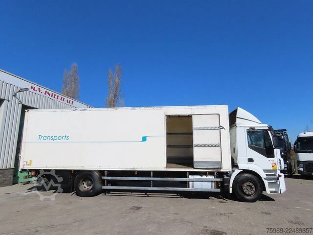 Mala Iveco Stralis 310 8 meter box!   Retarder,   Great co...