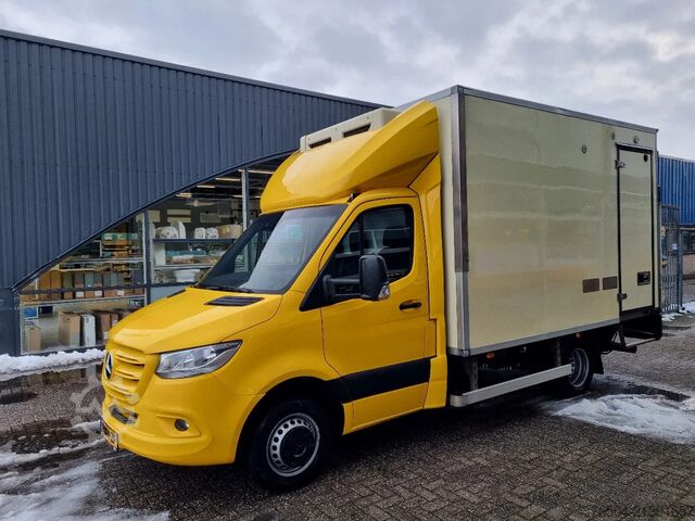 Refrigerated/freezer transport (closed box) Mercedes-Benz Sprinter 516 CDI Koelkoffer MT LBW -20C/+20C Ko...