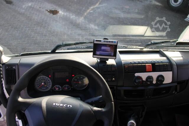 Transport frigorifique Iveco Eurocargo 140E + CARRIER + MANUAL + ATP!!  LIFT...