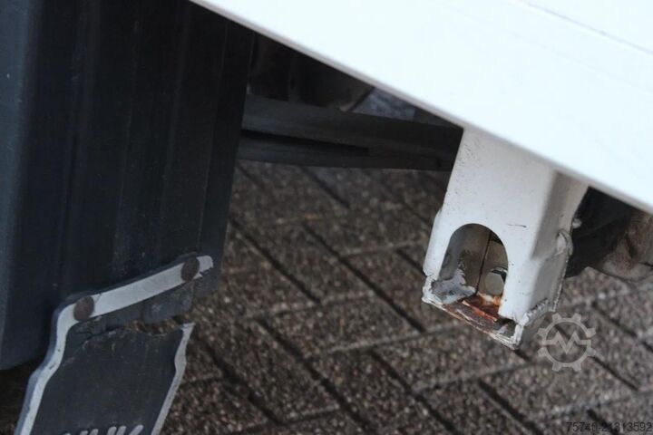 Obudowa chłodnicza Mercedes-Benz Sprinter 316 + THERMO KING