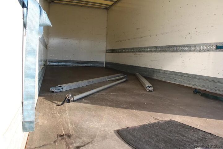 Kofer DAF CF 260 + EURO 6 + LIFT