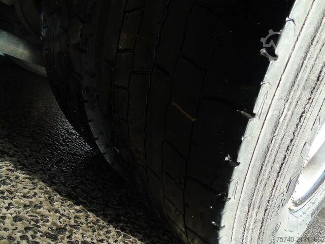 Maleta MAN TGA 18.400 + combi + lift + euro 5 + 2.70