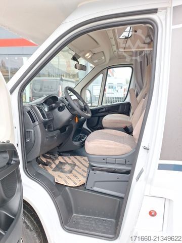 Alkoof camper CARADO pro A 464 SAT/ TV