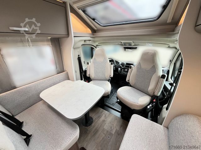 Half-integraal camper CARADO T 447 AKTIONSPREIS