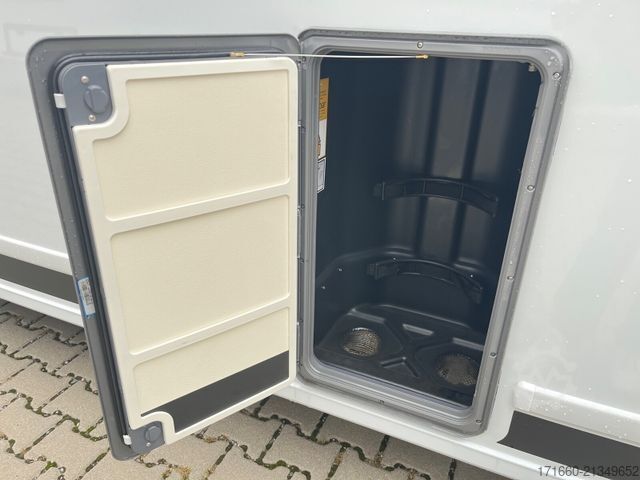 Half-integraal camper BÜRSTNER Campeo TD 660 Automatik, Safetypaket