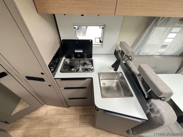 Half-integraal camper BÜRSTNER Campeo TD 660 Automatik, Safetypaket