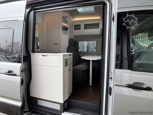Camper van VW Grand California 680 2,0TDI-177 LED + ACC 1. Hd.