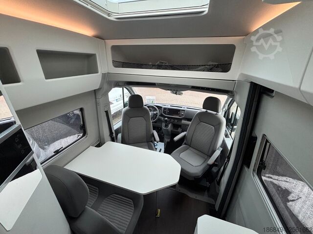 Camper van VW Grand California 680 2,0TDI-177 LED + ACC 1. Hd.