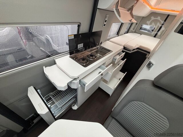 Camper van VW Grand California 680 2,0TDI-177 LED + ACC 1. Hd.
