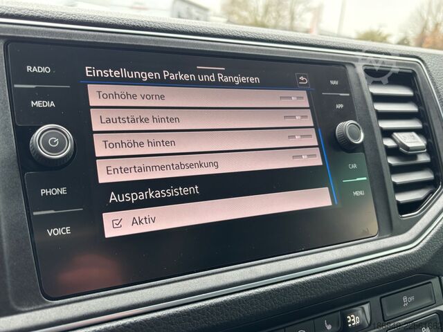 Camper van VW Grand California 680 2,0TDI-177 LED + ACC 1. Hd.