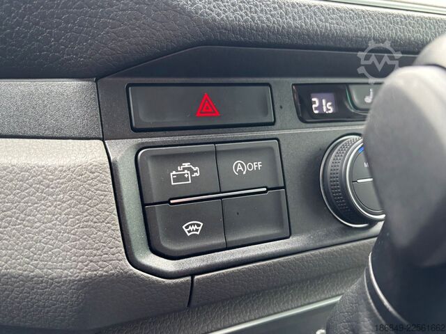 Camper van VW Grand California 680 2,0TDI-177 LED + ACC 1. Hd.