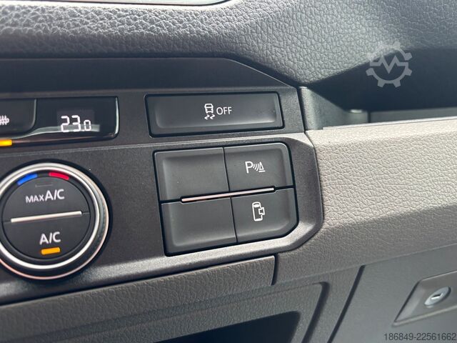 Camper van VW Grand California 680 2,0TDI-177 LED + ACC 1. Hd.