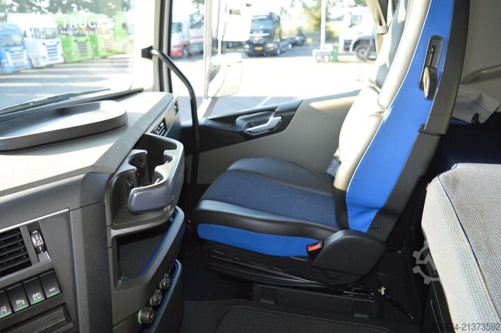 Tractor estándar VOLVO FH 460 Globetrotter XL i-Save I-ParkCool