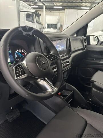 Autocarro de passageiros Mercedes-Benz eVito 639/2