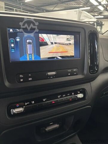 Autocarro de passageiros Mercedes-Benz eVito 639/2
