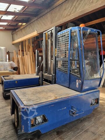 Empilhadeira lateral Baumann HX 35/14/40
