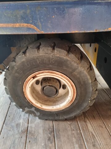 Empilhadeira lateral Baumann HX 35/14/40
