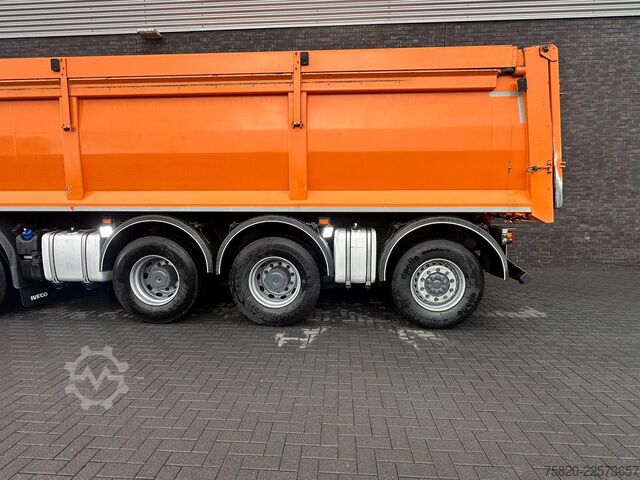 Volquete Iveco Trakker 500 10X4  KIPPER/TIPPER./PIET RUIZEVELD...