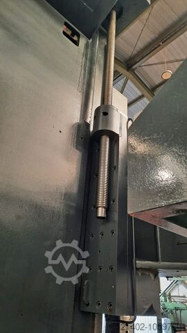 Torno Vertical CNC DYE TVC 1300 DYE TVC-1300-NC