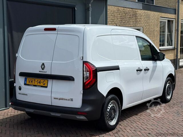 Skåpbil Renault Kangoo 1.5 dCi 75pk Luxe L1 AC Cruise PDC Led 0...