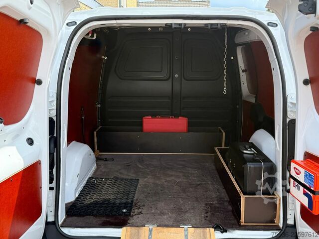 Skåpbil Renault Kangoo 1.5 dCi 75pk Luxe L1 AC Cruise PDC Led 0...