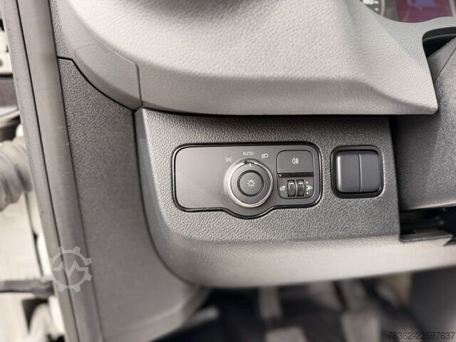Furgon cu acoperiș înalt și ampatament lung Mercedes-Benz Sprinter 316 MAXI L3H2*AHK-3,5t*/STH*So
