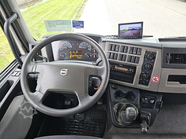 Maleta VOLVO FL 240.12