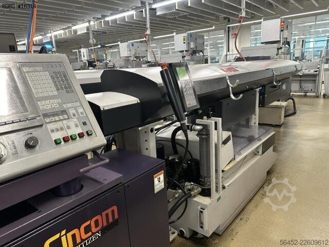 Torno CNC tipo suíço CITIZEN M16 III