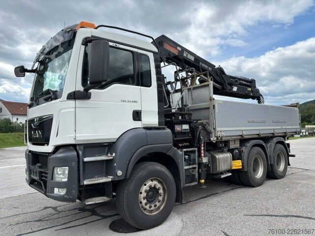 Autocamion basculant tridirecțional MAN TGS 33.480 Kipper+HIAB 192-5