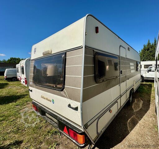 Karavan Hymer/Eriba Nova 530