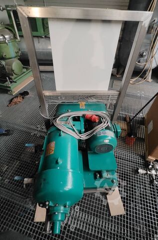 Dvoufázový dekantér GEA Westfalia Separator CA 220-010