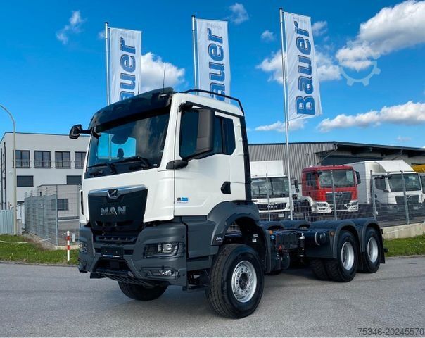 Heavy-duty truck MAN TGS 33.520 BL 6x4 FG/33 to/RS 3,60 m/PTO/AHK/Neu
