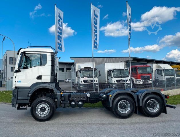 Camión de carga pesada MAN TGS 33.520 BL 6x4 FG/33 to/RS 3,60 m/PTO/AHK/Neu