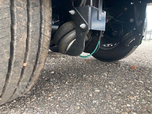 Åben sættevogn med presenning KÖGEL SN24 NEU+Lift+SAF+EN12642XL+Hubdach+sofort