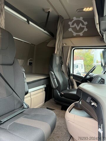Τυπική μονάδα τράκτορα DAF XG 530 KOMPRESSOR mit Kühler 2 L-HY