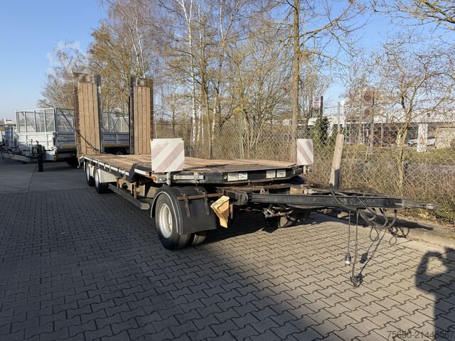 Dieplader oplegger Schwarzmueller T3  3 Achs Tiefladeranhänger