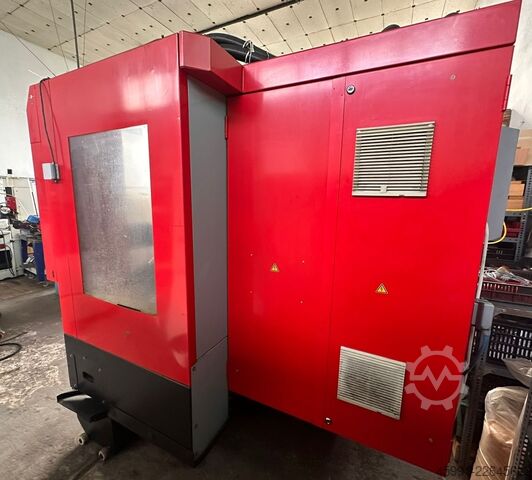 Vertikalt bearbetningscenter EMCO E900