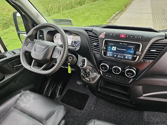 Πλατφόρμα φόρτωσης IVECO DAILY 35C14  Open-Laadbak