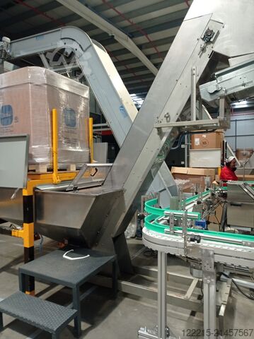 Urola URBI2 vyfukovací stroj (2014) Urola Blasmaschine