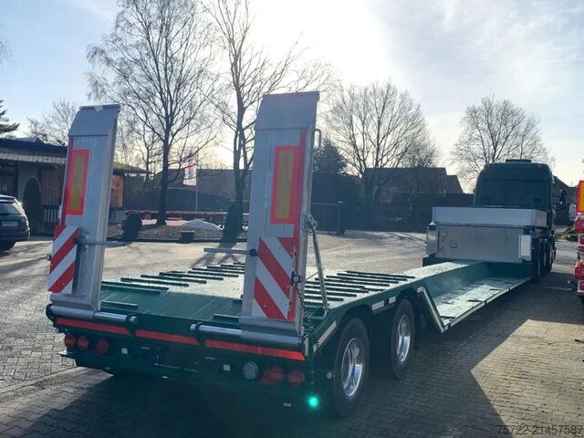 Nízký nakladač PAVIC 2-Achs Forstmaschinen Tieflader Typ: STLT2Z 2-A...