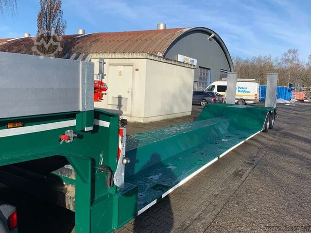 Nízký nakladač PAVIC 2-Achs Forstmaschinen Tieflader Typ: STLT2Z 2-A...